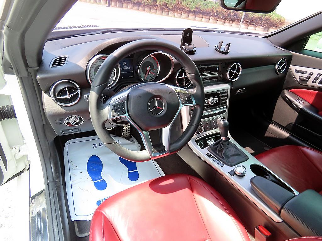 Mercedes Benz SLK Class - Vista 11