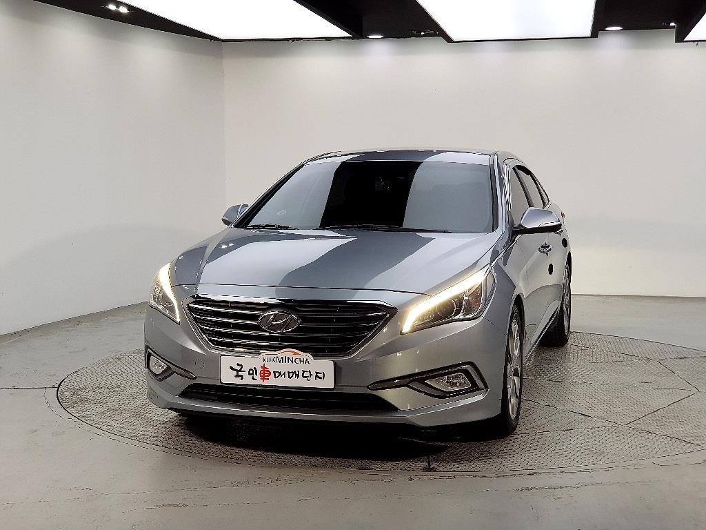 HYUNDAI Sonata - Vista 2