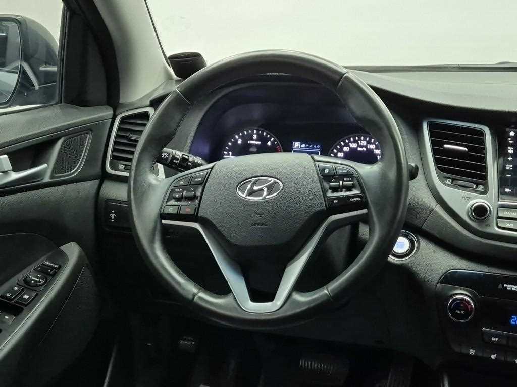 HYUNDAI Tucson - Vista 9