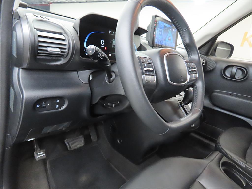 HYUNDAI Casper - Vista 12