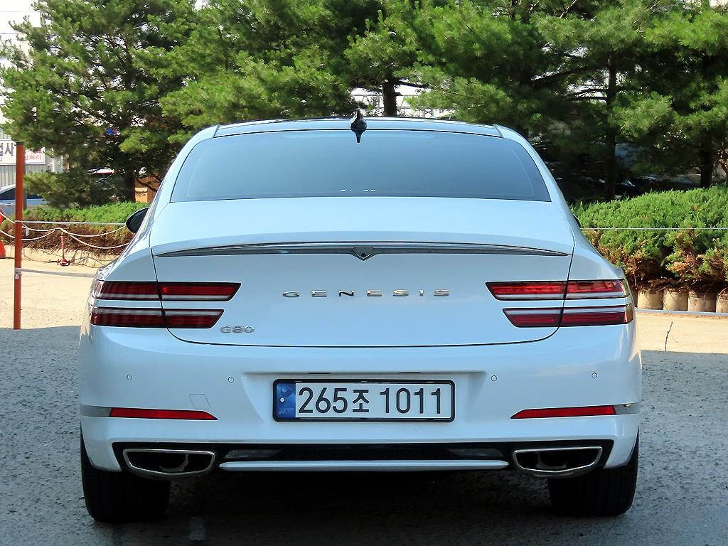 Genesis G80 - Vista 4