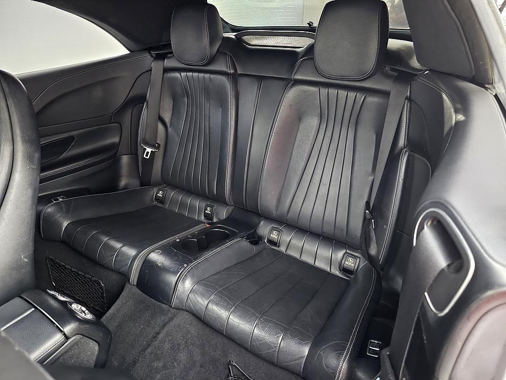 Mercedes Benz E class - Vista 9