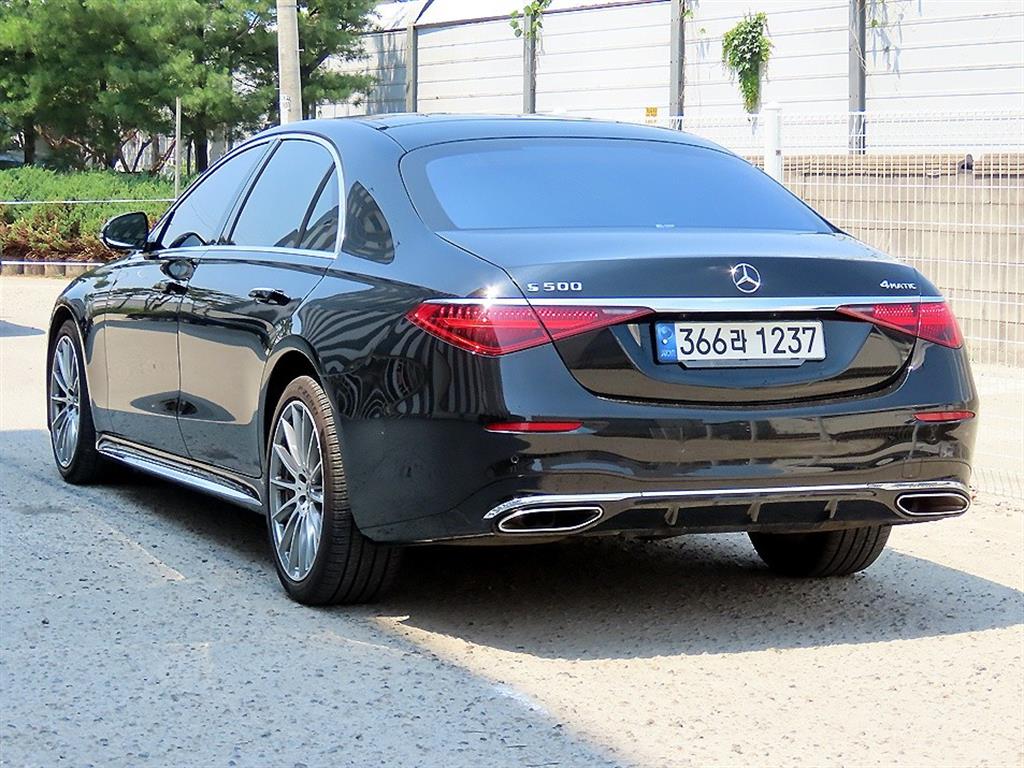 Mercedes Benz S Class - Vista 3
