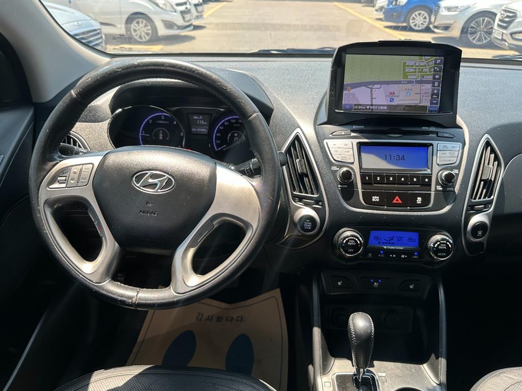 HYUNDAI Tucson - Vista 9