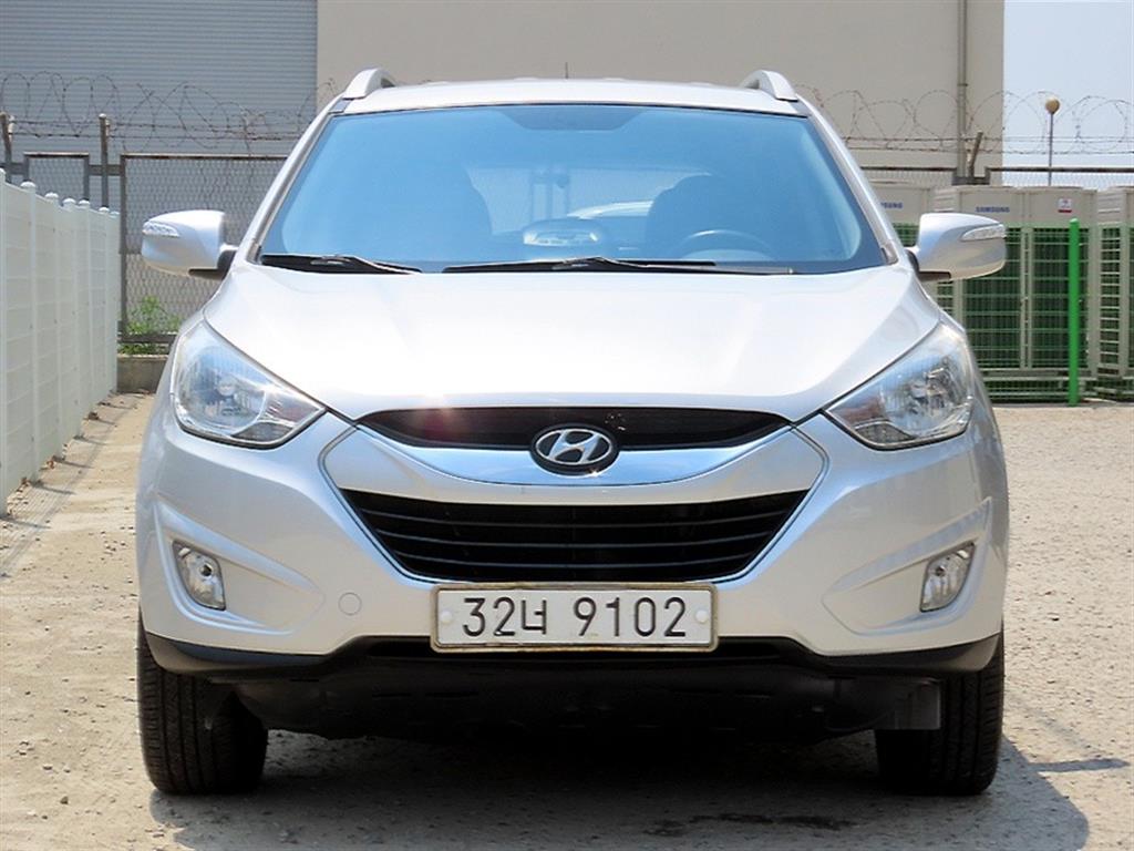 HYUNDAI Tucson 2011 Plateado - Importación desde Corea - HF Imports Iquique - Foto 1