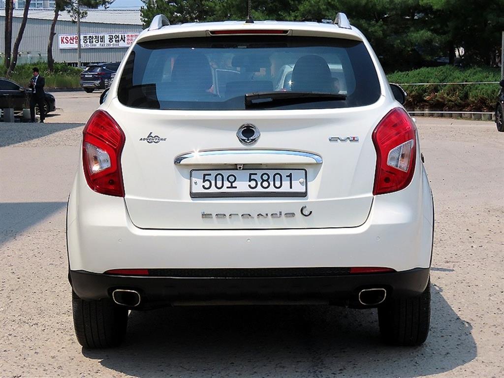 Ssangyong Korando - Vista 4