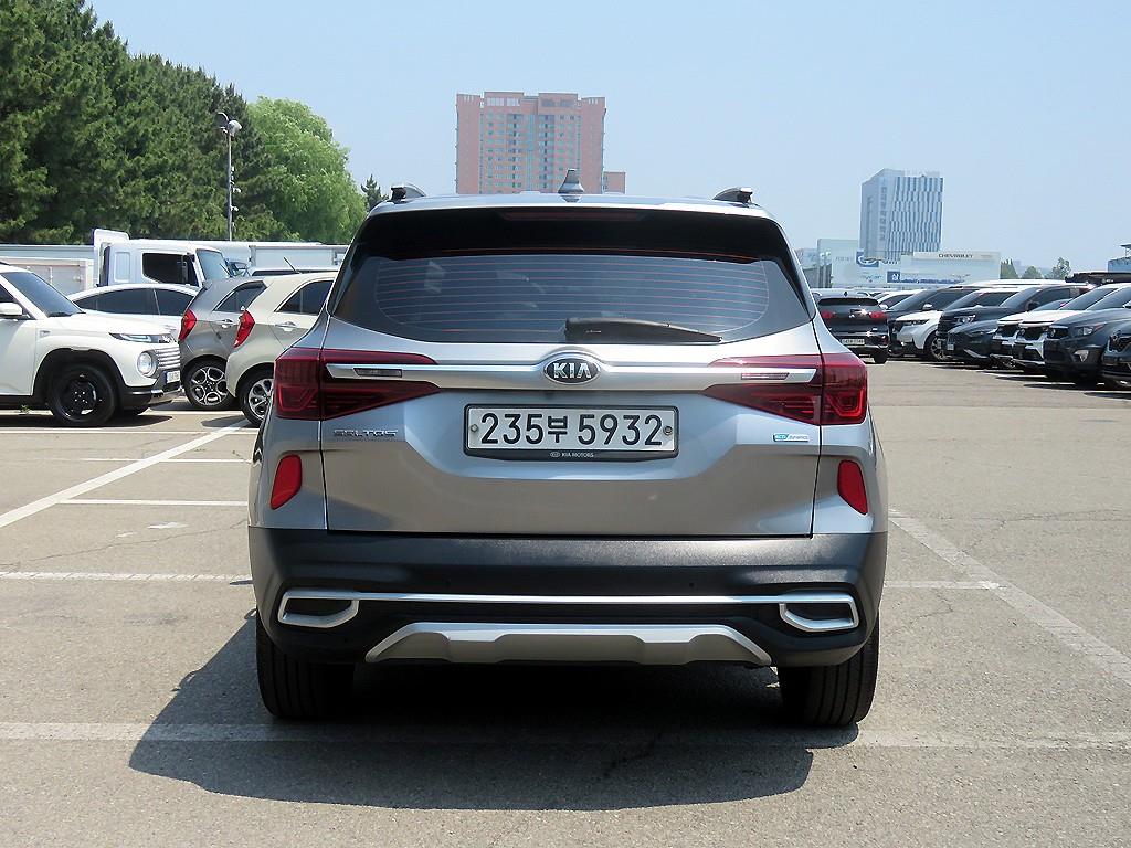 KIA Seltos - Vista 3