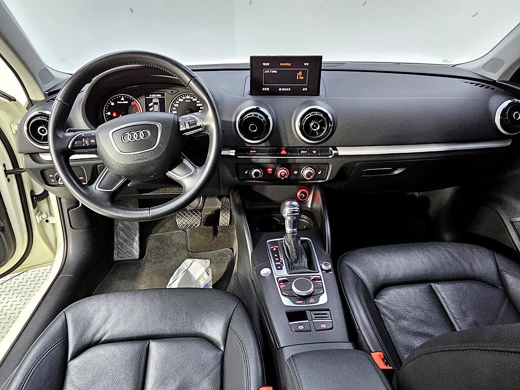 Audi A3 - Vista 5