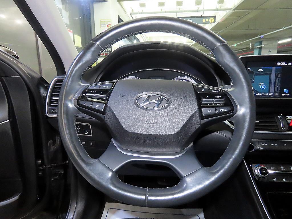HYUNDAI Grandeur - Vista 8
