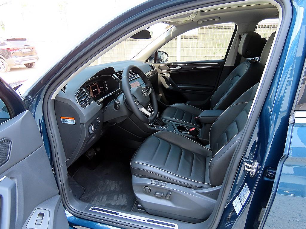 Volkswagen Tiguan - Vista 5