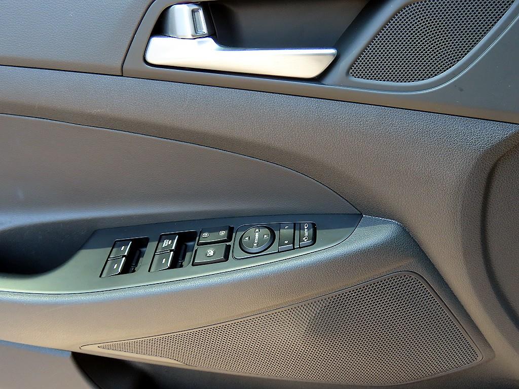 HYUNDAI Tucson - Vista 11