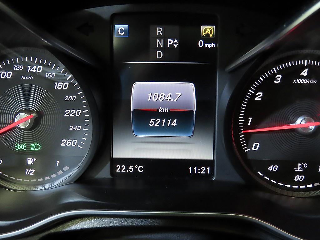 Mercedes Benz C Class - Vista 9
