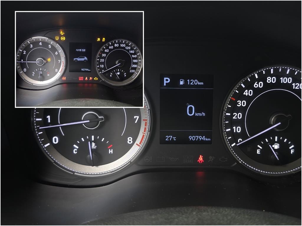 HYUNDAI Venue - Vista 9