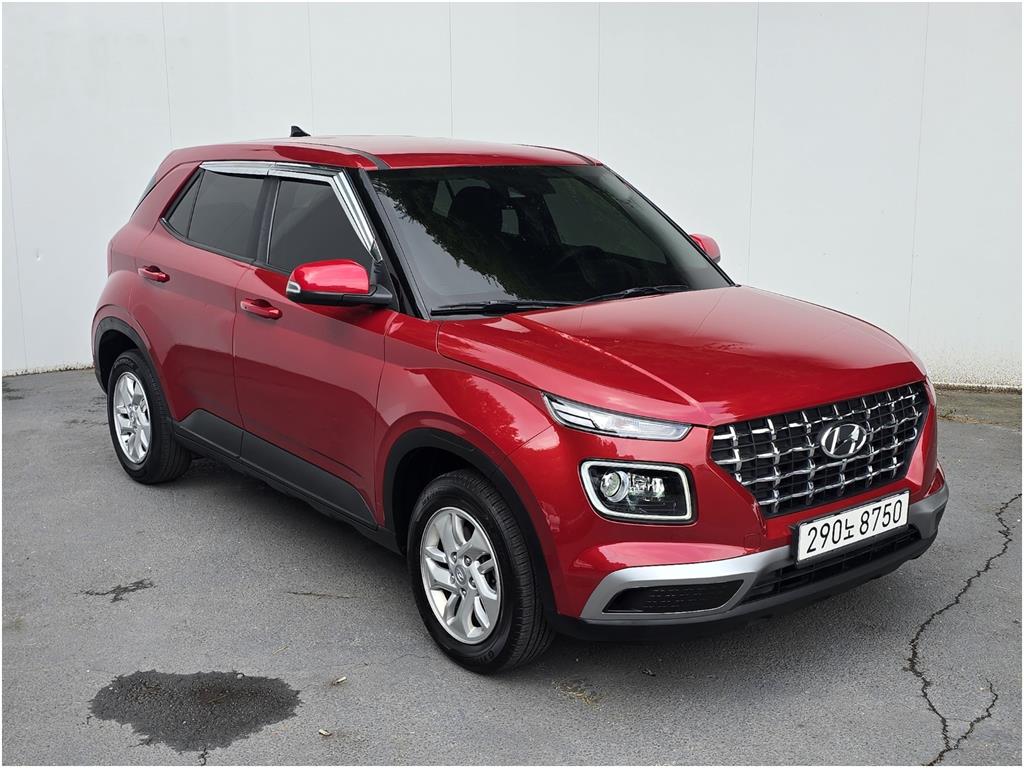 HYUNDAI Venue - Vista 3