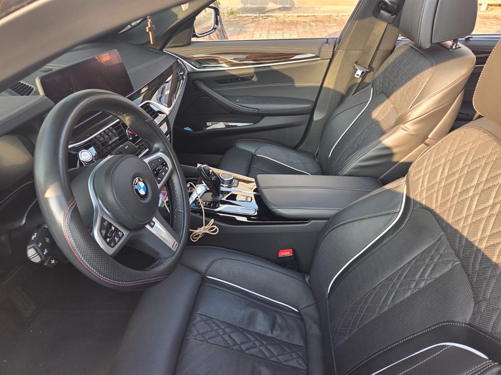 BMW 5 Series - Vista 8