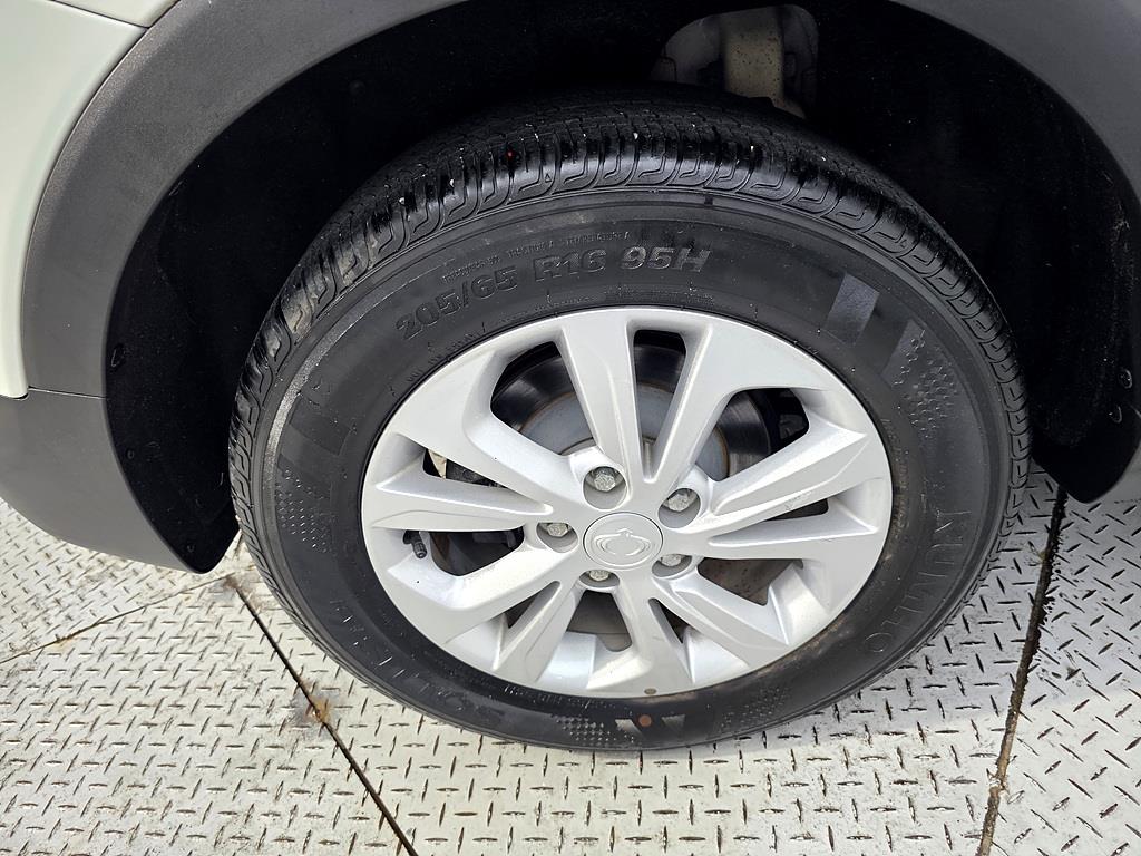 Ssangyong Tivoli 2021 Blanco - Importación desde Corea - HF Imports Iquique - Foto 20
