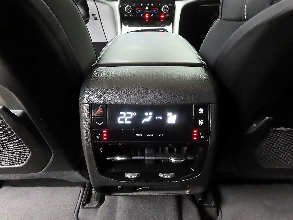 Jeep Cherokee - Vista 11