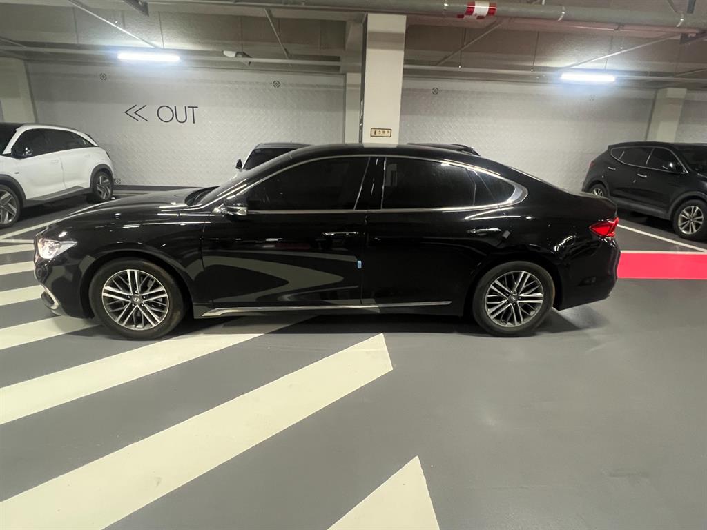 HYUNDAI Grandeur - Vista 2