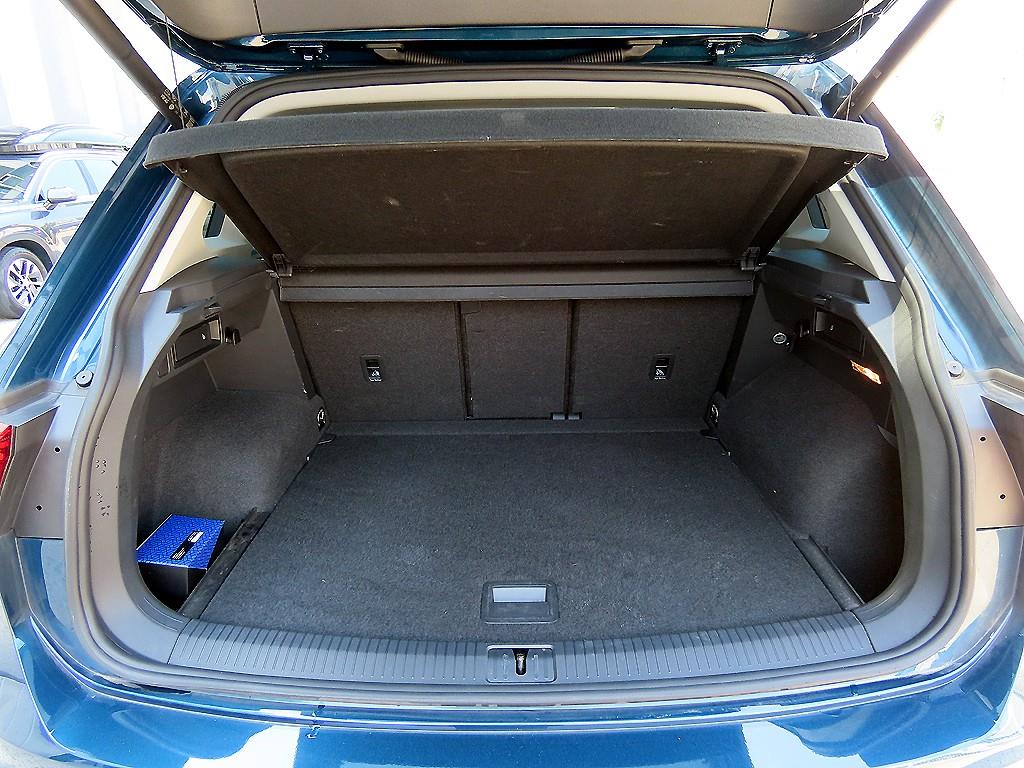 Volkswagen Tiguan 2022 Azul - Importación desde Corea - HF Imports Iquique - Foto 17