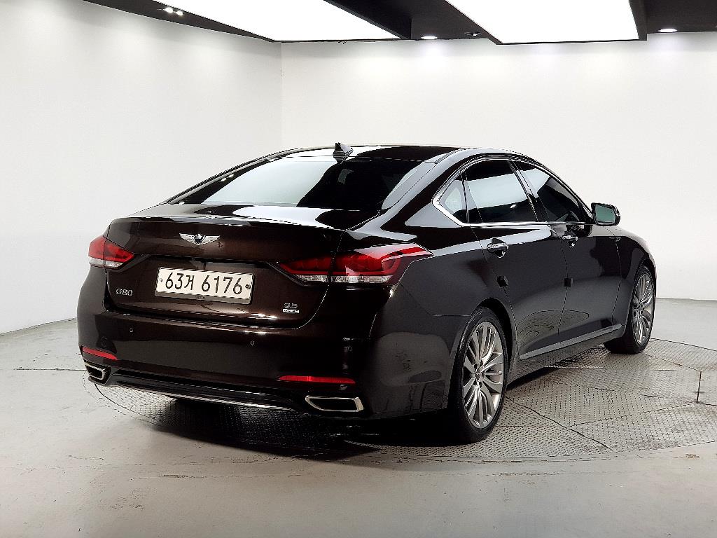 Genesis G80 - Vista 4