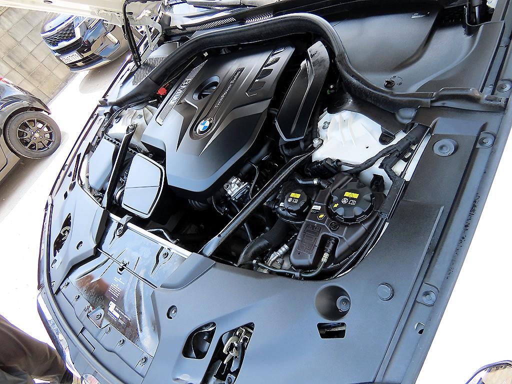 BMW 5 Series 2018 Blanco - Importación desde Corea - HF Imports Iquique - Foto 19