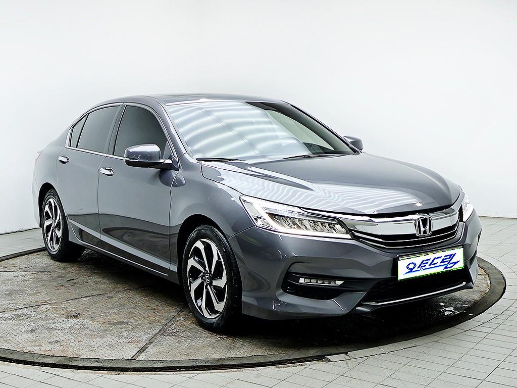 Honda Accord - Vista 3