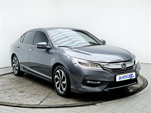 Honda Accord - Vista 4
