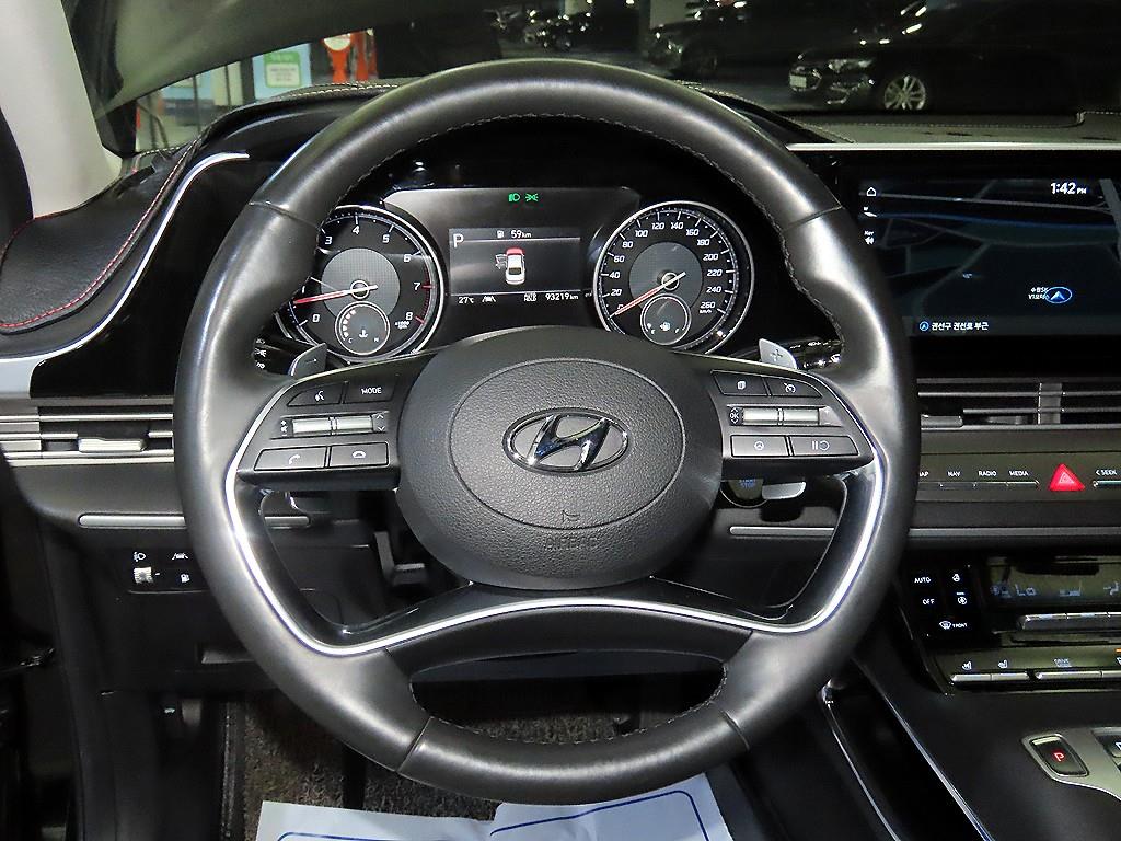 HYUNDAI Grandeur - Vista 8