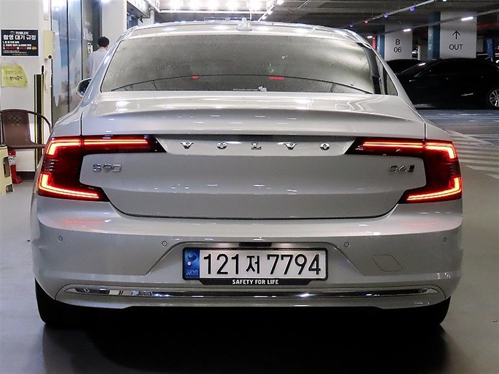 Volvo S90 - Vista 5