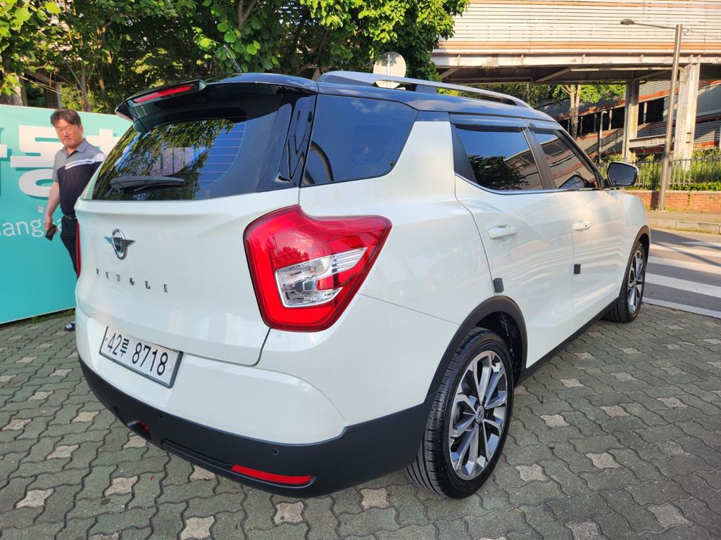 Ssangyong Tivoli - Vista 3