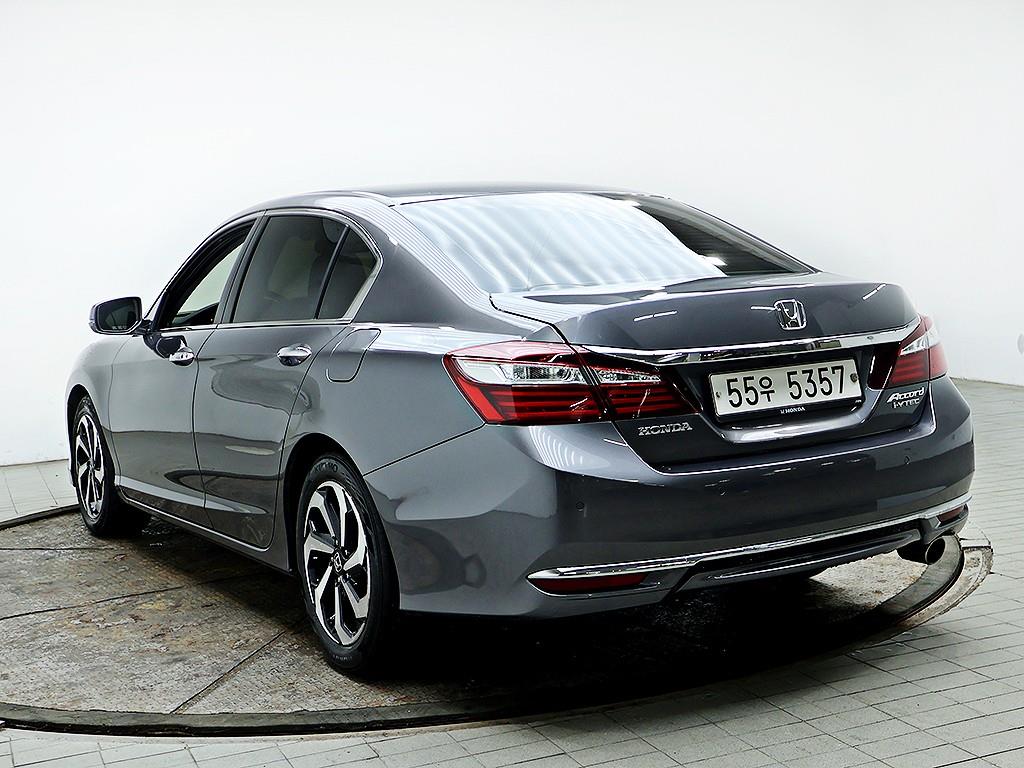 Honda Accord - Vista 7