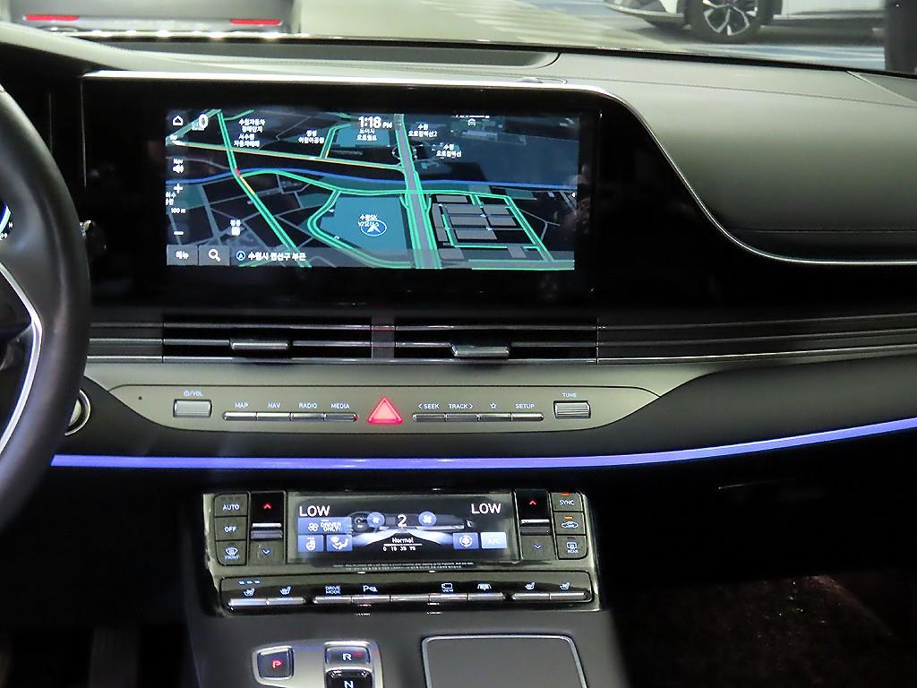 HYUNDAI Grandeur - Vista 11