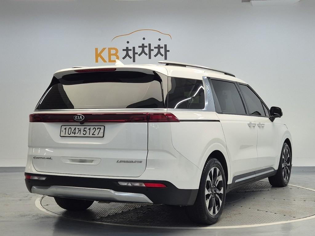 KIA Carnival - Vista 3