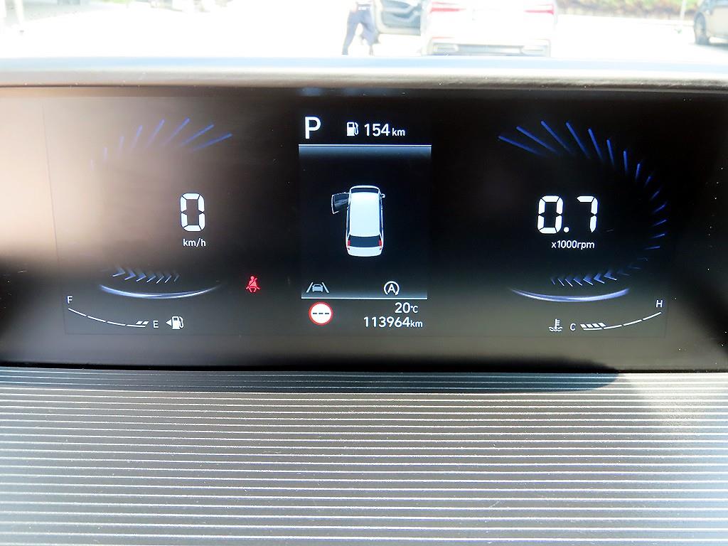 HYUNDAI Staria - Vista 9