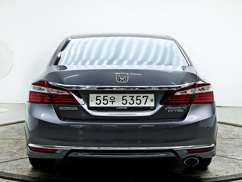 Honda Accord - Vista 5