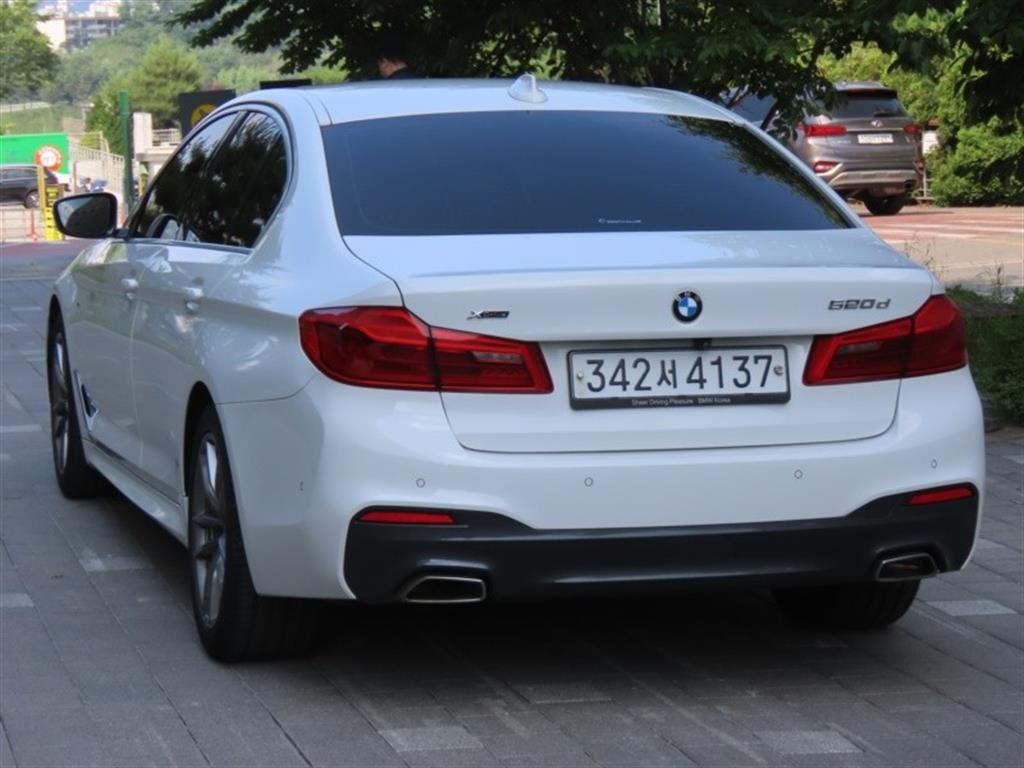 BMW 5 Series - Vista 6