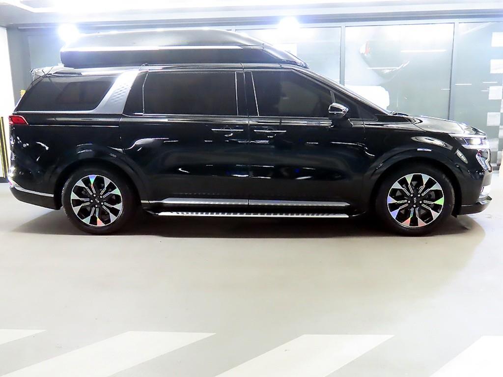 KIA Carnival - Vista 3