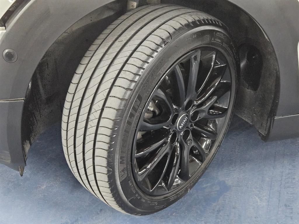 Mini Clubman 2023 Gris - Importación desde Corea - HF Imports Iquique - Foto 18