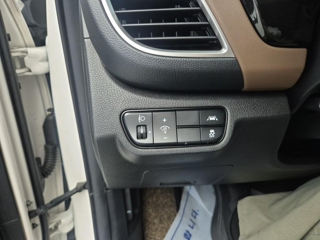 KIA Seltos 2023 Blanco - Importación desde Corea - HF Imports Iquique - Foto 13