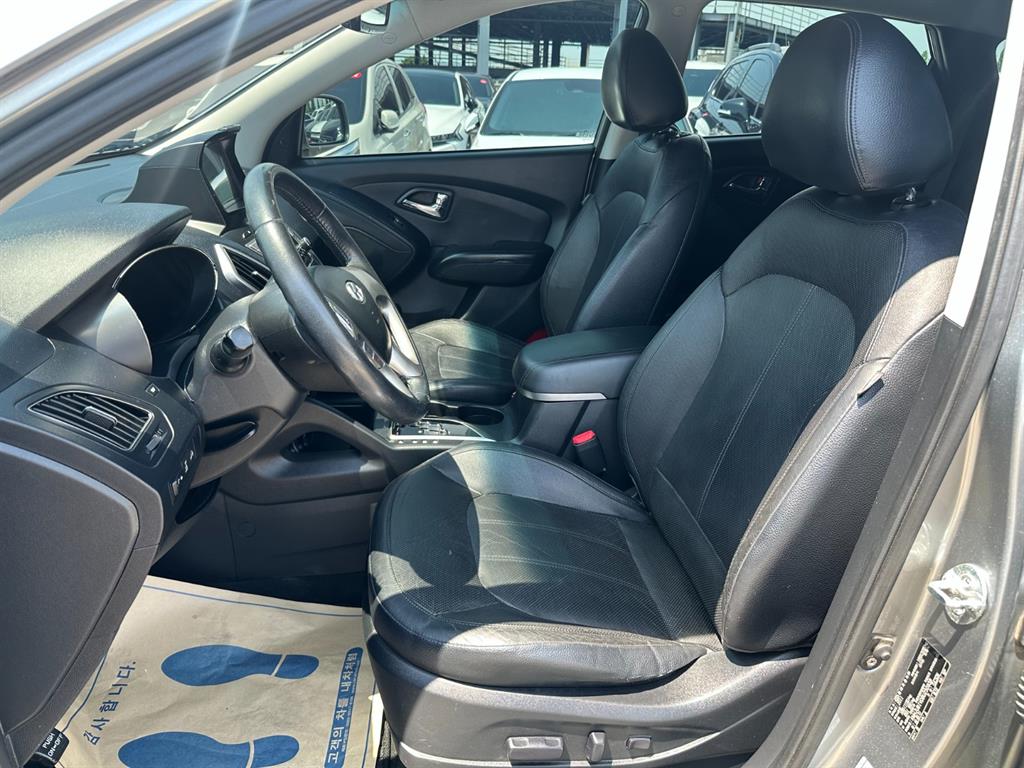 HYUNDAI Tucson - Vista 11