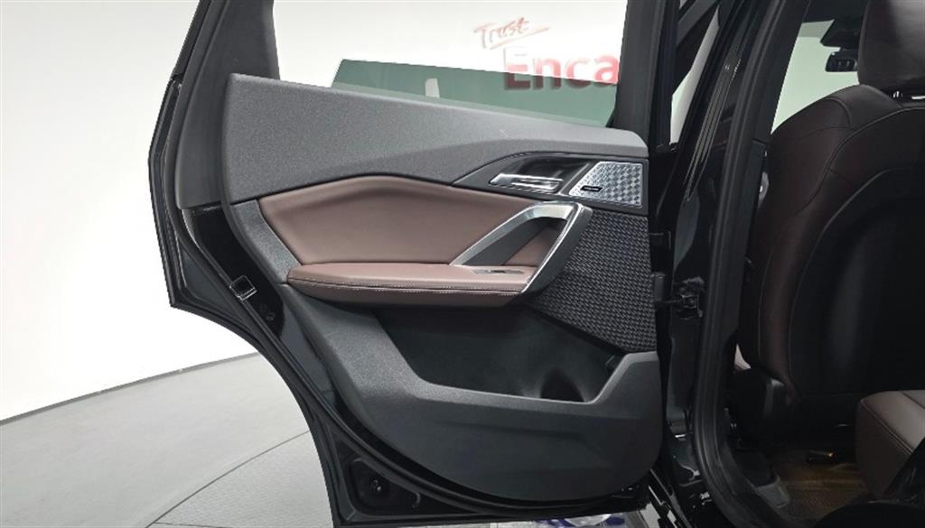 BMW X1 2025 Negro - Importación desde Corea - HF Imports Iquique - Foto 14