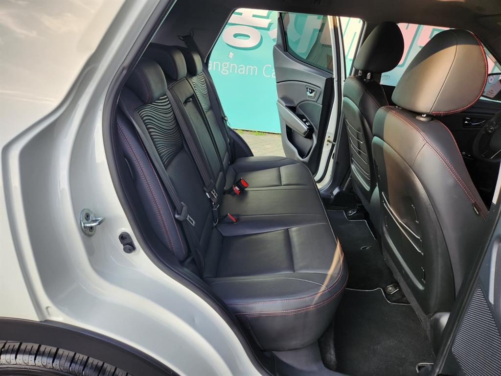 Ssangyong Tivoli - Vista 7