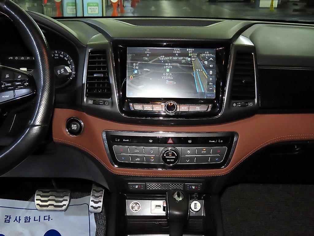 Ssangyong Rexton - Vista 11