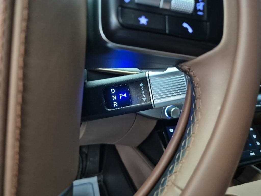 HYUNDAI Grandeur - Vista 8