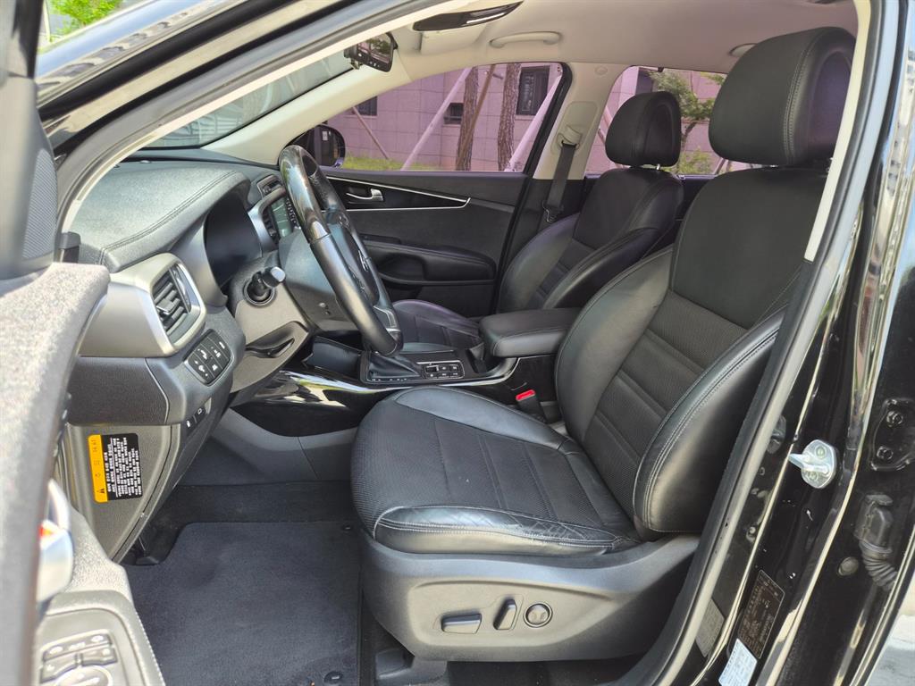 KIA Sorento - Vista 6