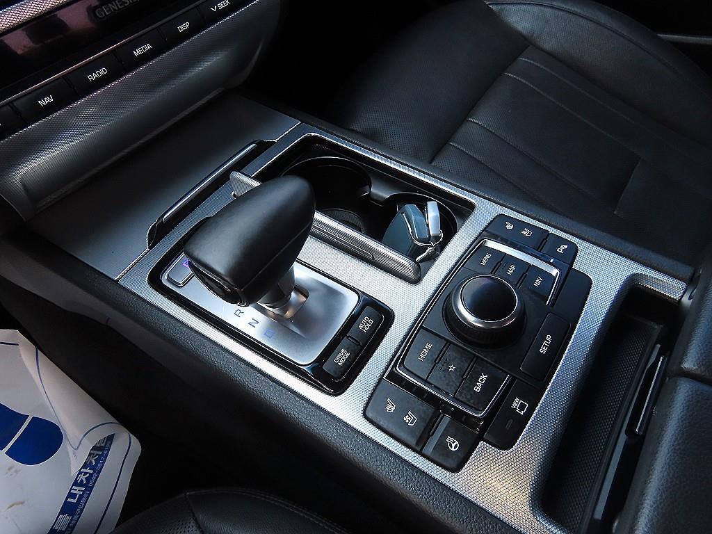 Genesis G80 - Vista 11