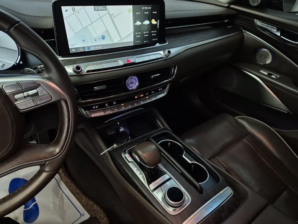 KIA K9 - Vista 10