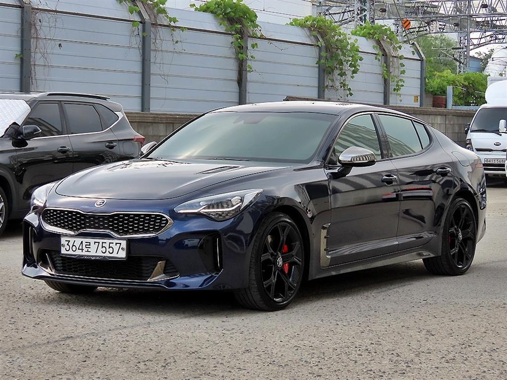 KIA Stinger - Vista 2