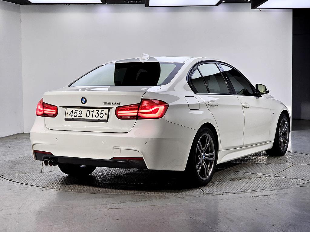 BMW 3 series - Vista 4