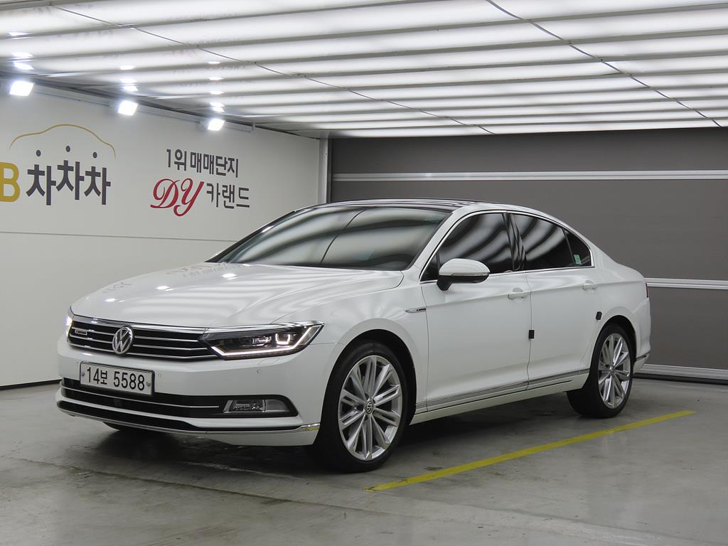 Volkswagen Passat 2018 Blanco - Importación desde Corea - HF Imports Iquique - Foto 1